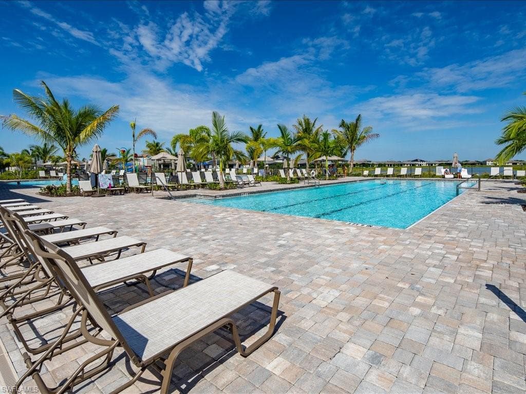 14121 Pine Lodge Ln, Fort Myers, FL 33913-34