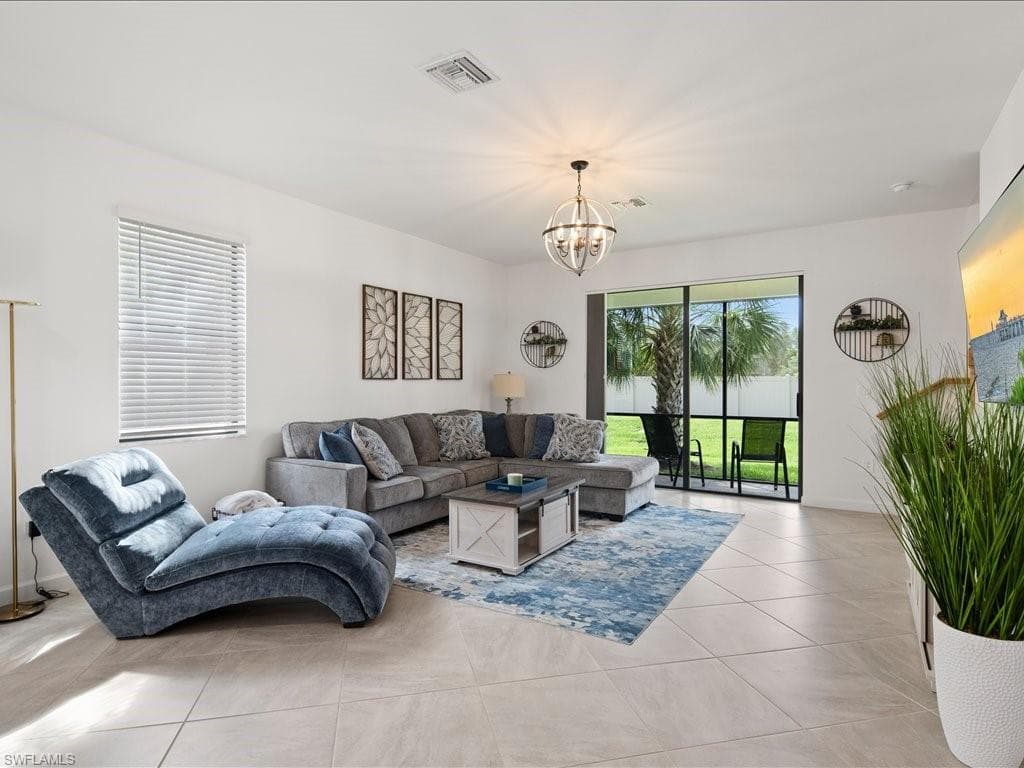 14121 Pine Lodge Ln, Fort Myers, FL 33913-5