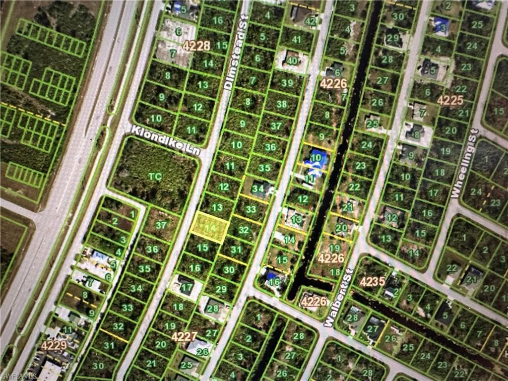 8234 Dimstead St, Port Charlotte, FL 33981-2