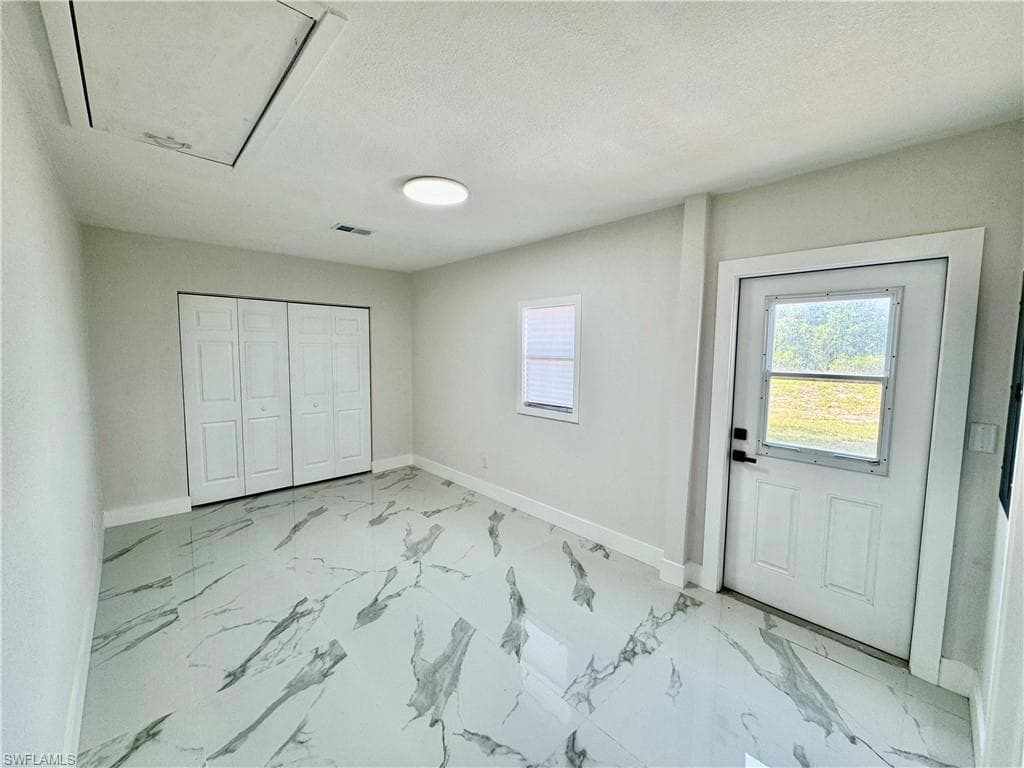 390 Hazel Cir, Punta Gorda, FL 33982-13