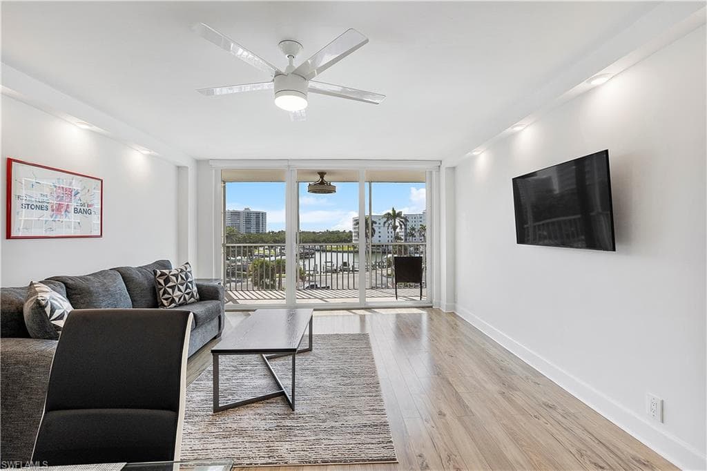 5 Bluebill Ave 410, Naples, FL 34108-15