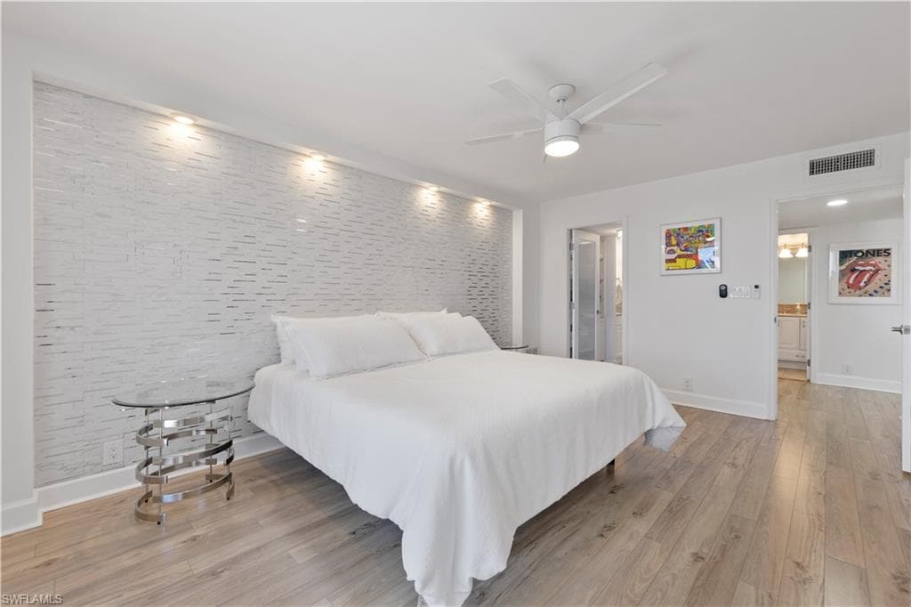 5 Bluebill Ave 410, Naples, FL 34108-18