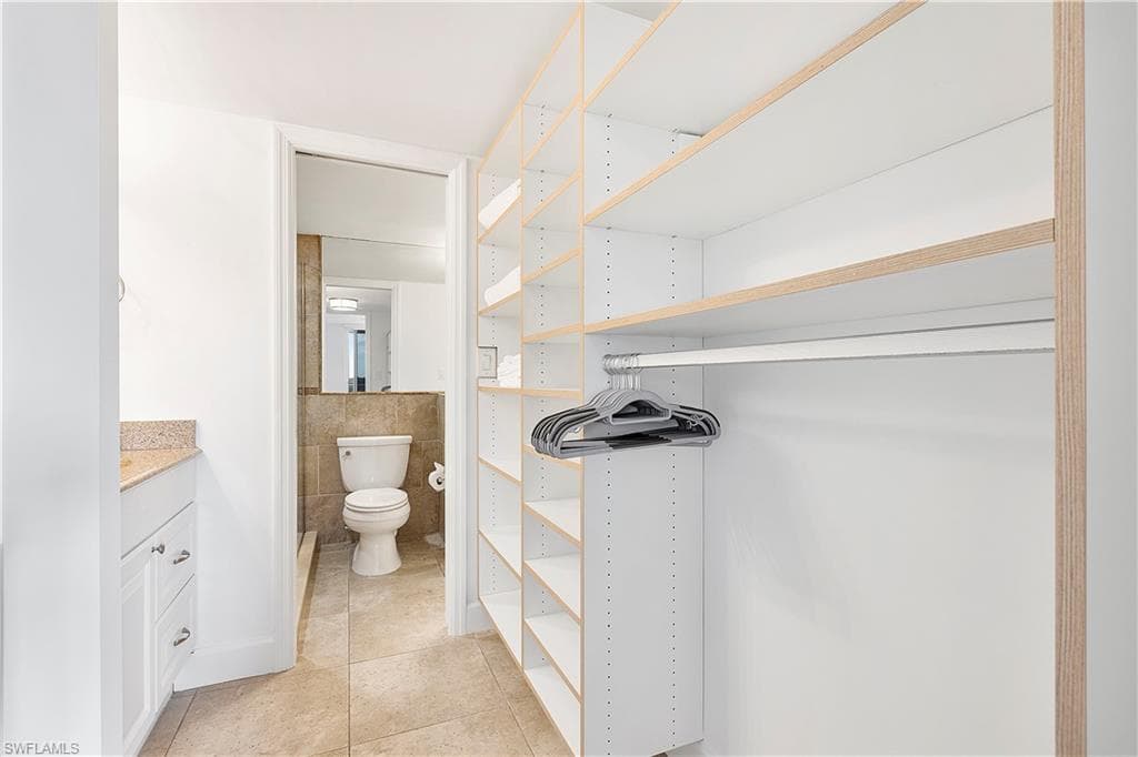 5 Bluebill Ave 410, Naples, FL 34108-21