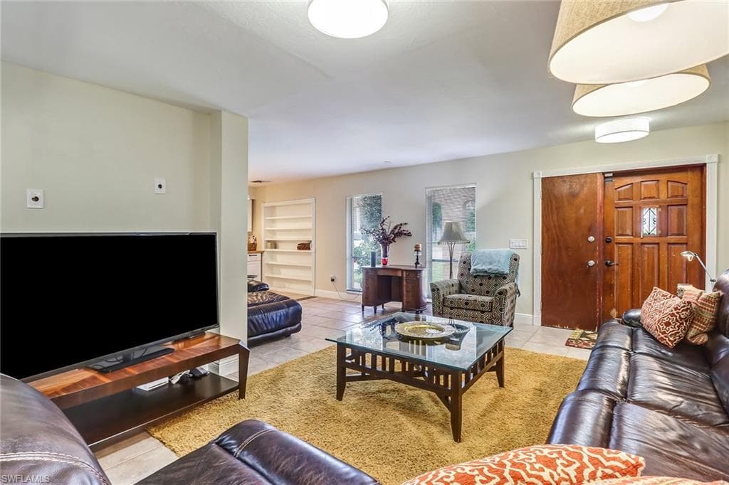 2979 Cortez Blvd, Fort Myers, FL 33901-9