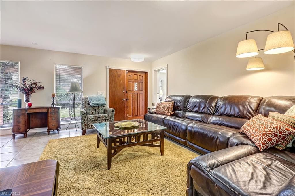 2979 Cortez Blvd, Fort Myers, FL 33901-10