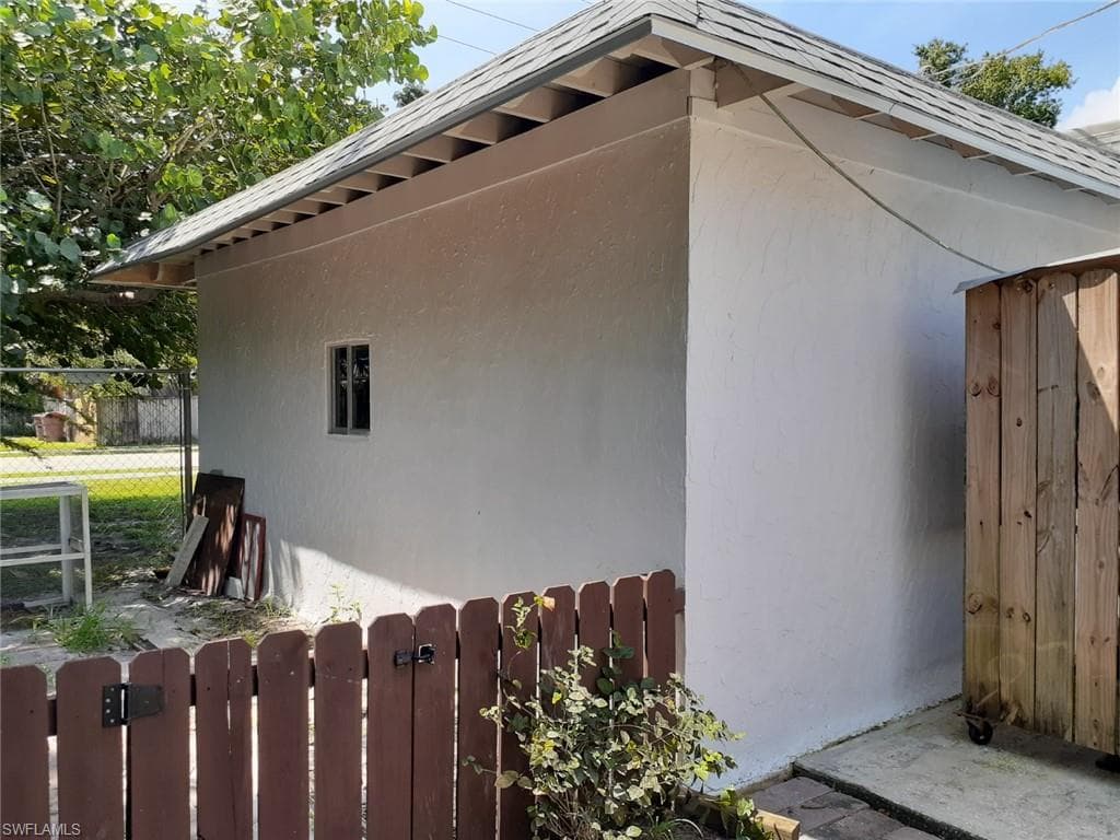 2979 Cortez Blvd, Fort Myers, FL 33901-6