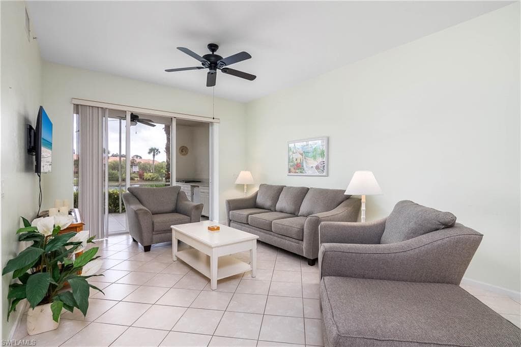 6810 Beach Resort Dr 13, Naples, FL 34114-11