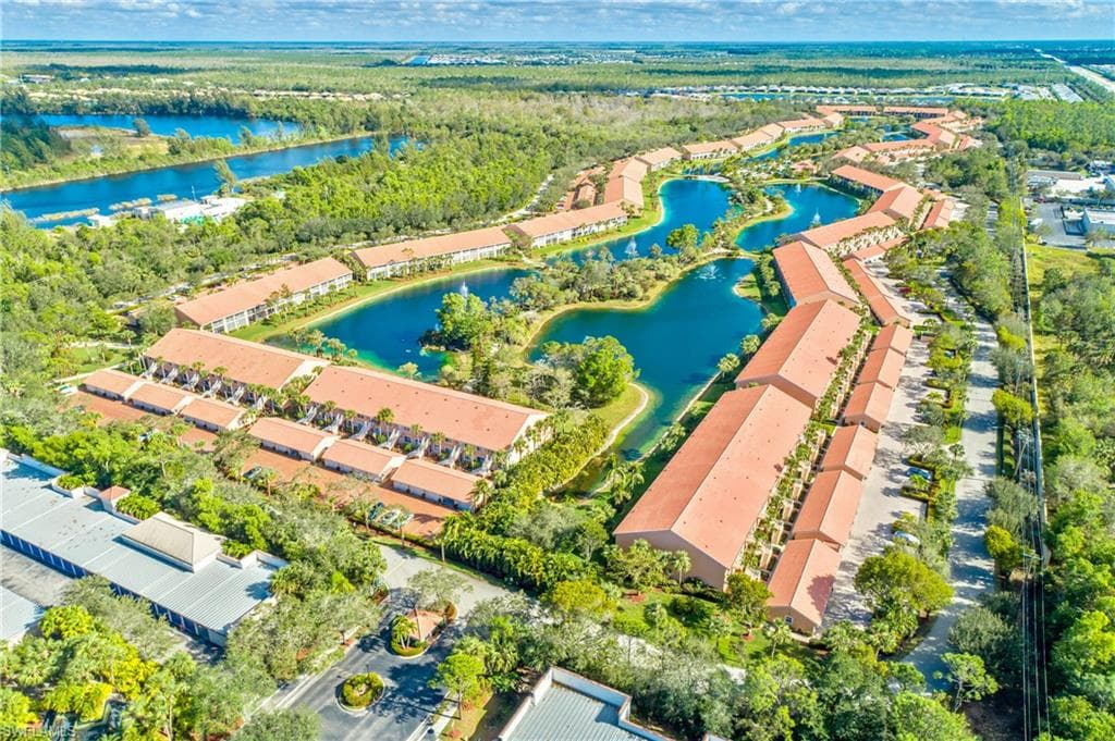 6810 Beach Resort Dr 13, Naples, FL 34114-1