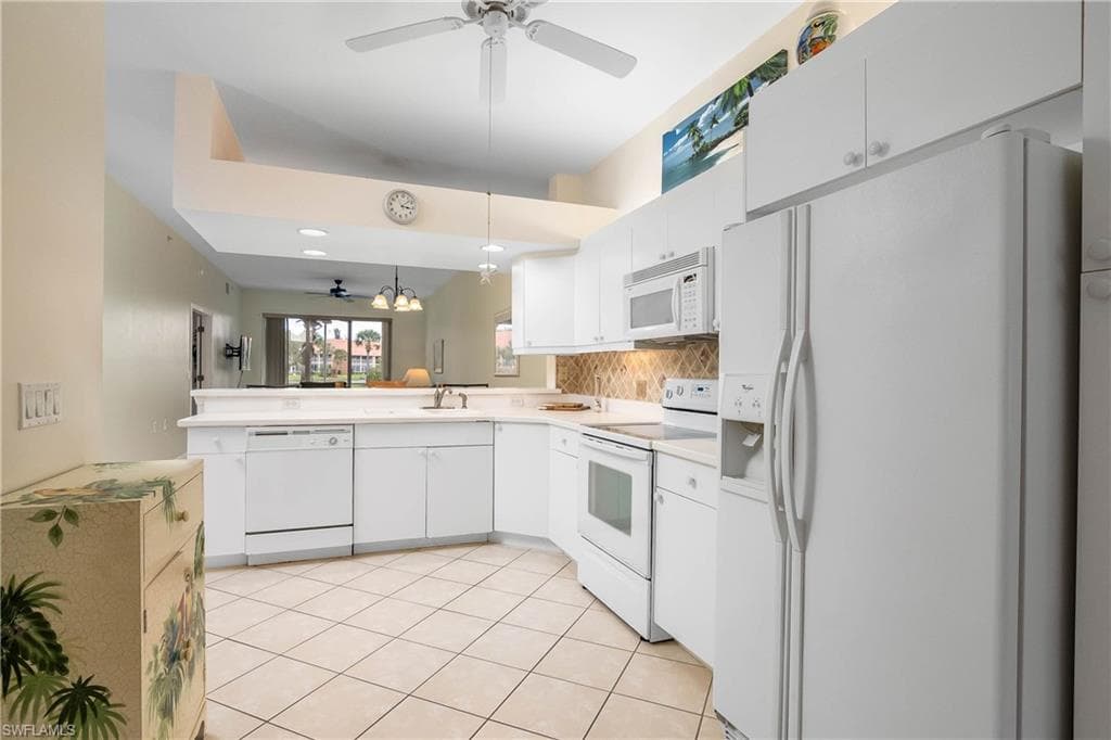 6810 Beach Resort Dr 13, Naples, FL 34114-4