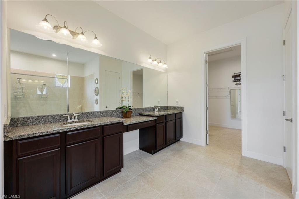 11641 Canal Grande Dr, Fort Myers, FL 33913-21