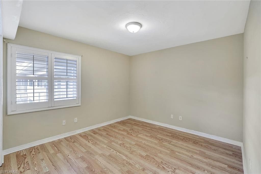 1051 Foxfire Ln 309, Naples, FL 34104-13