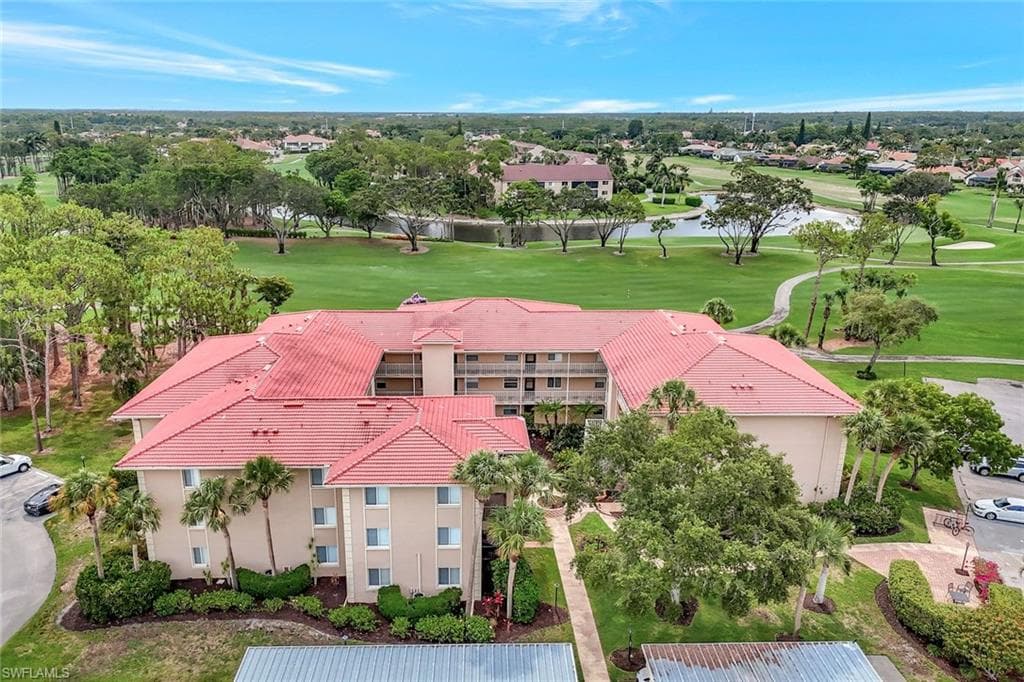 1051 Foxfire Ln 309, Naples, FL 34104-26