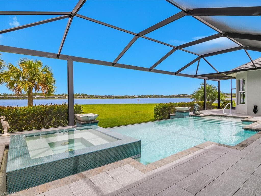 15074 Blue Bay Cir, Fort Myers, FL 33913-33