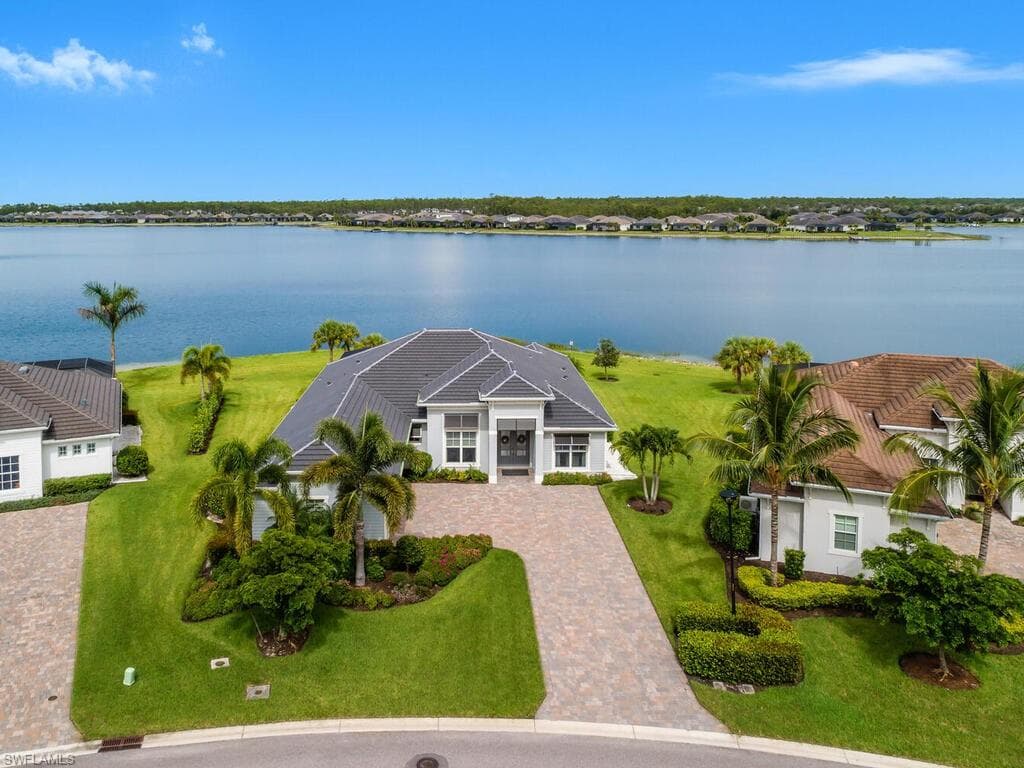 15074 Blue Bay Cir, Fort Myers, FL 33913-6