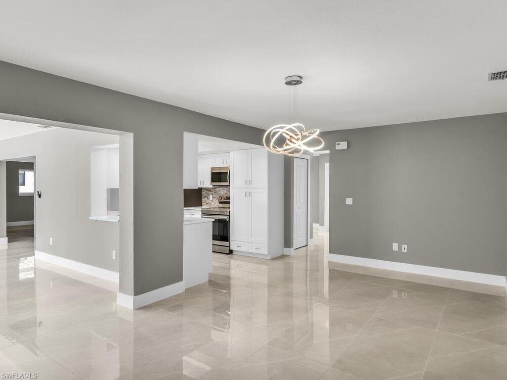1004 51st Ter, Cape Coral, FL 33914-13