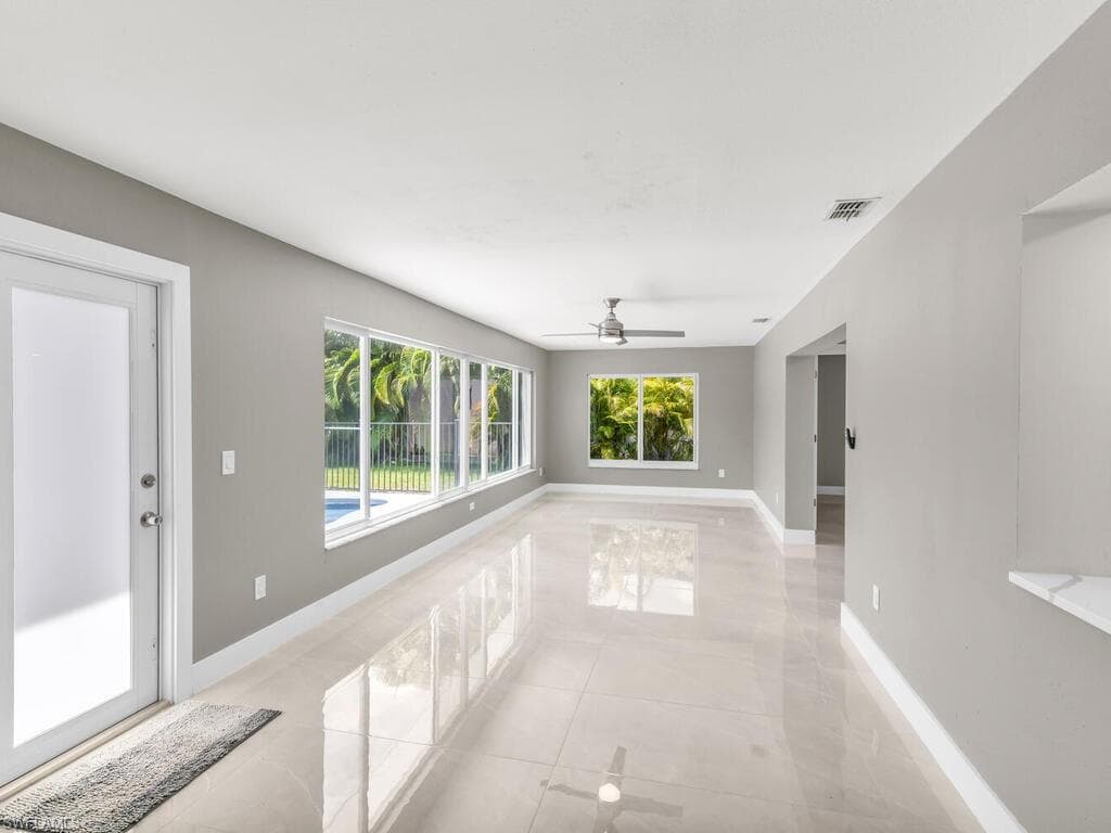 1004 51st Ter, Cape Coral, FL 33914-23