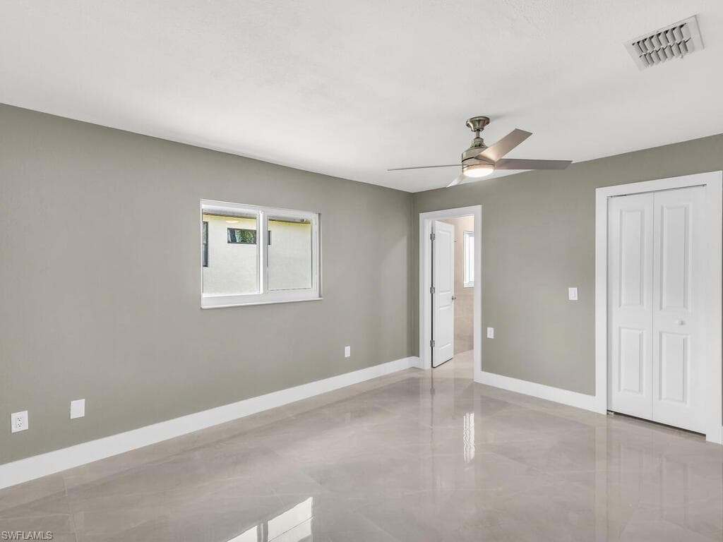 1004 51st Ter, Cape Coral, FL 33914-28