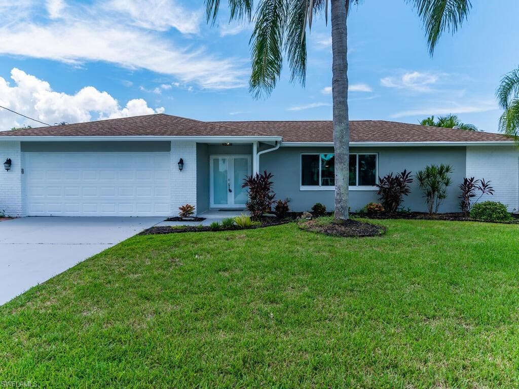 1004 51st Ter, Cape Coral, FL 33914-2