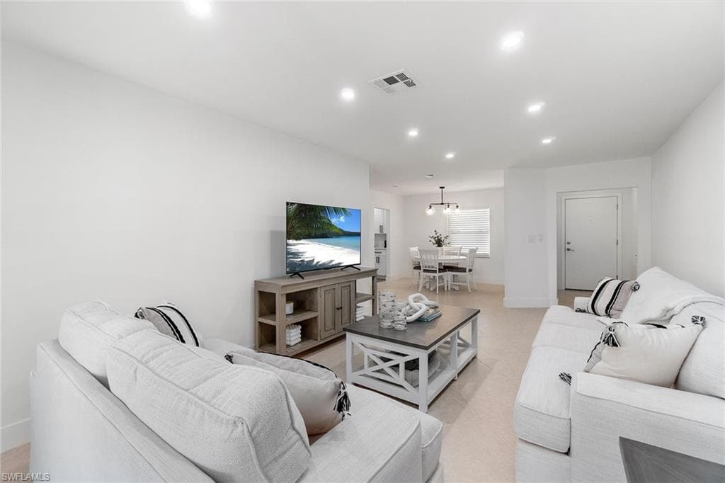 4126 Belair Ln C6, Naples, FL 34103-8