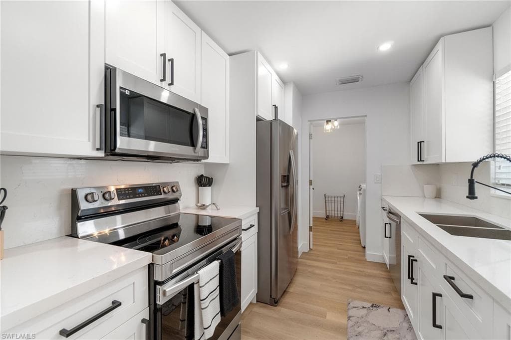 4126 Belair Ln C6, Naples, FL 34103-15