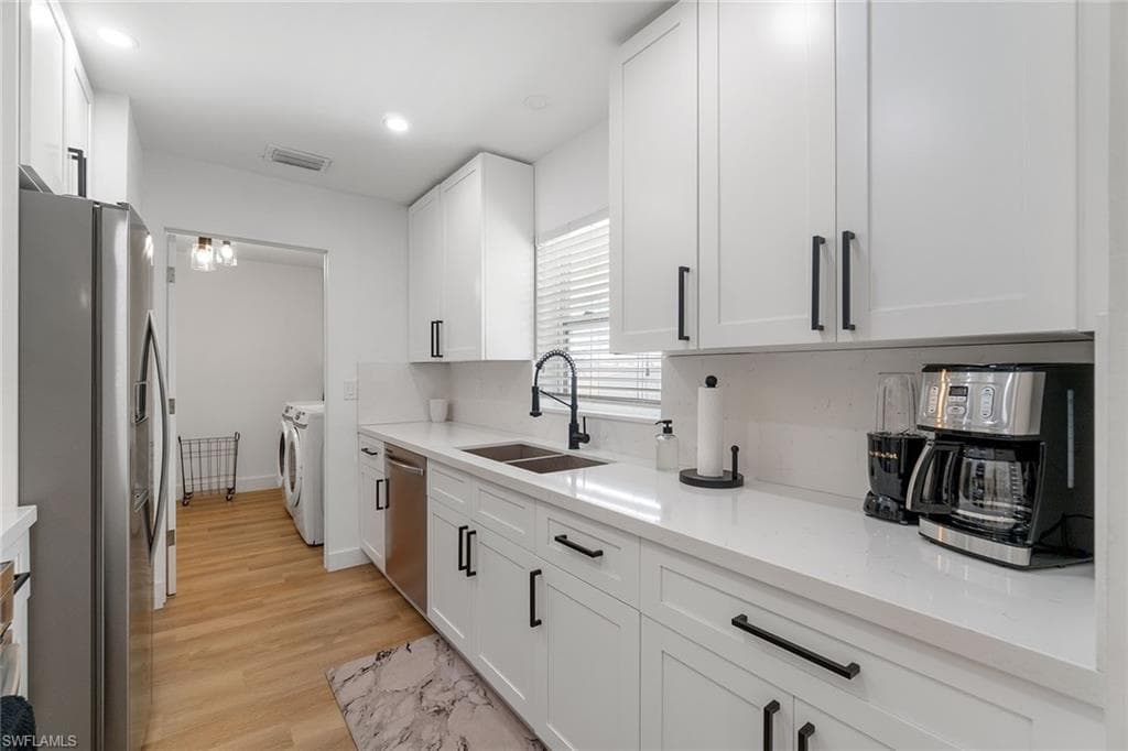 4126 Belair Ln C6, Naples, FL 34103-16