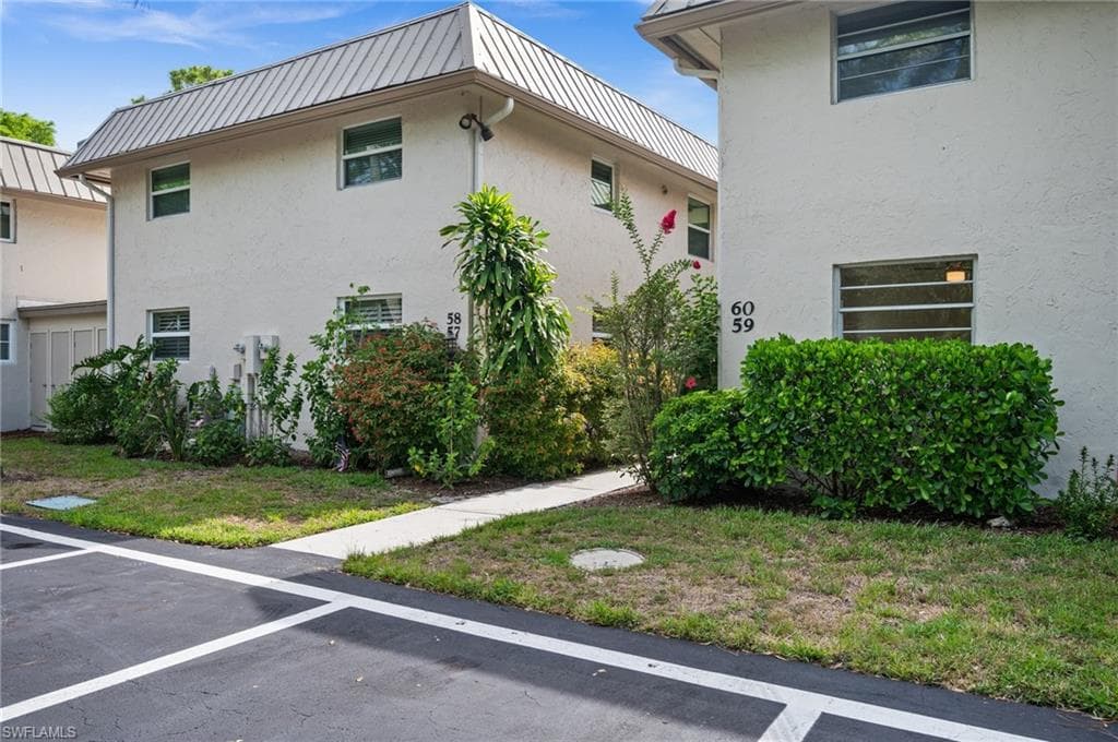 1549 Sandpiper St 59, Naples, FL 34102-19