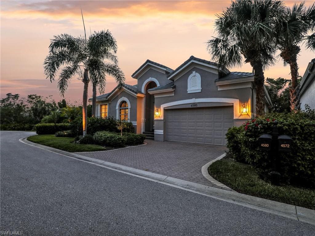 4580 Shell Ridge Ct, Bonita Springs, FL 34134-5
