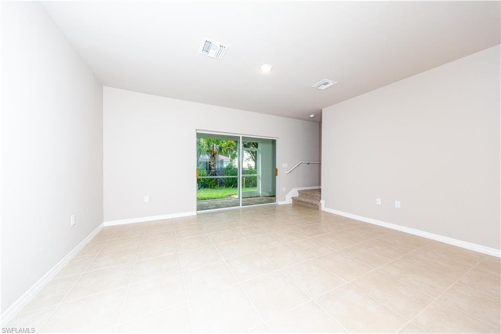 15307 Wildflower Cir, Naples, FL 34119-14