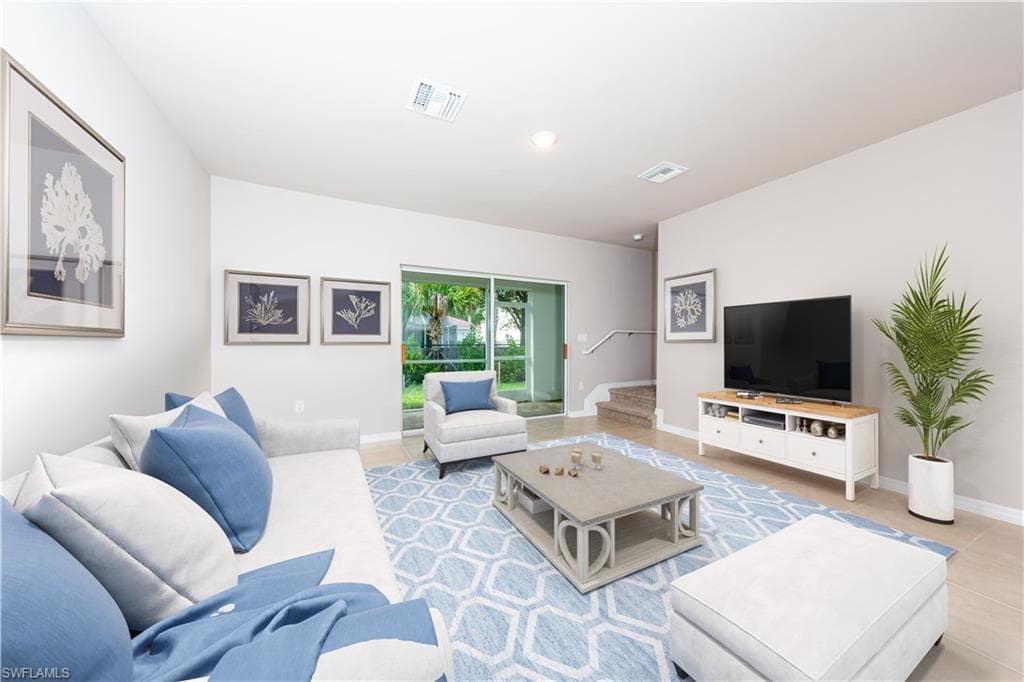 15307 Wildflower Cir, Naples, FL 34119-4