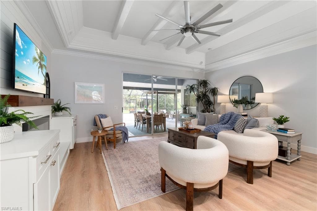 5141 Hickory Wood Dr, Naples, FL 34119-23