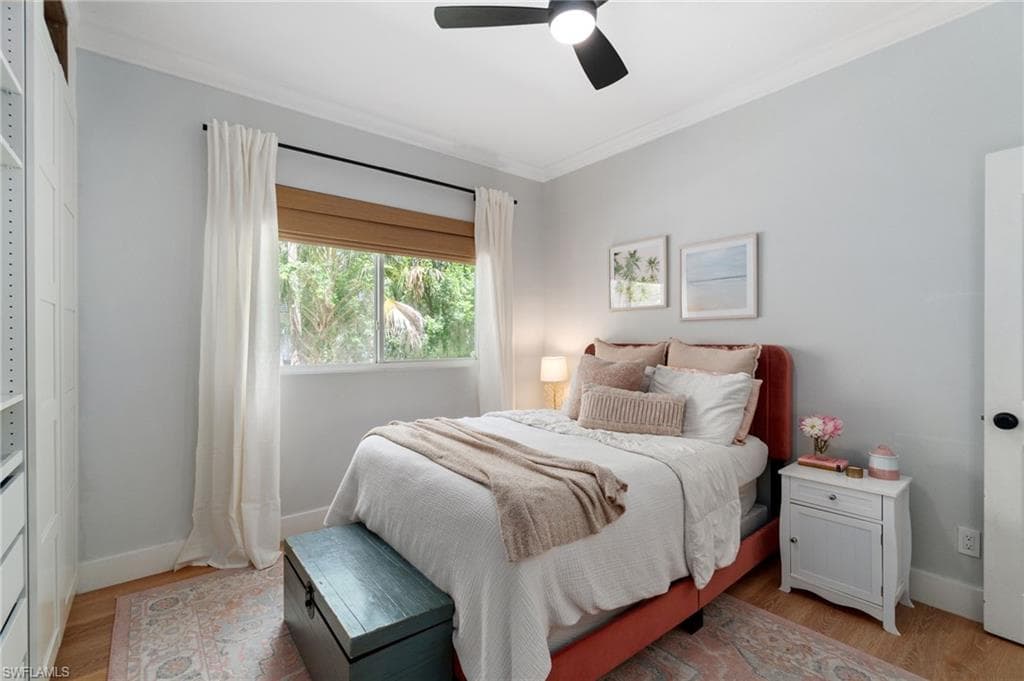 5141 Hickory Wood Dr, Naples, FL 34119-34