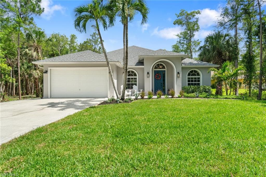 5141 Hickory Wood Dr, Naples, FL 34119-7