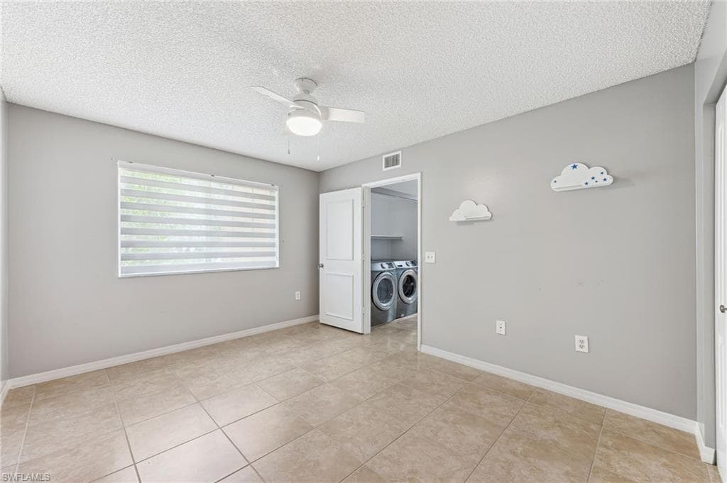1210 Wildwood Lakes Blvd 304, Naples, FL 34104-15