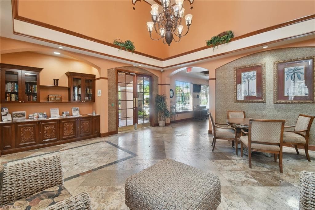 1210 Wildwood Lakes Blvd 304, Naples, FL 34104-24