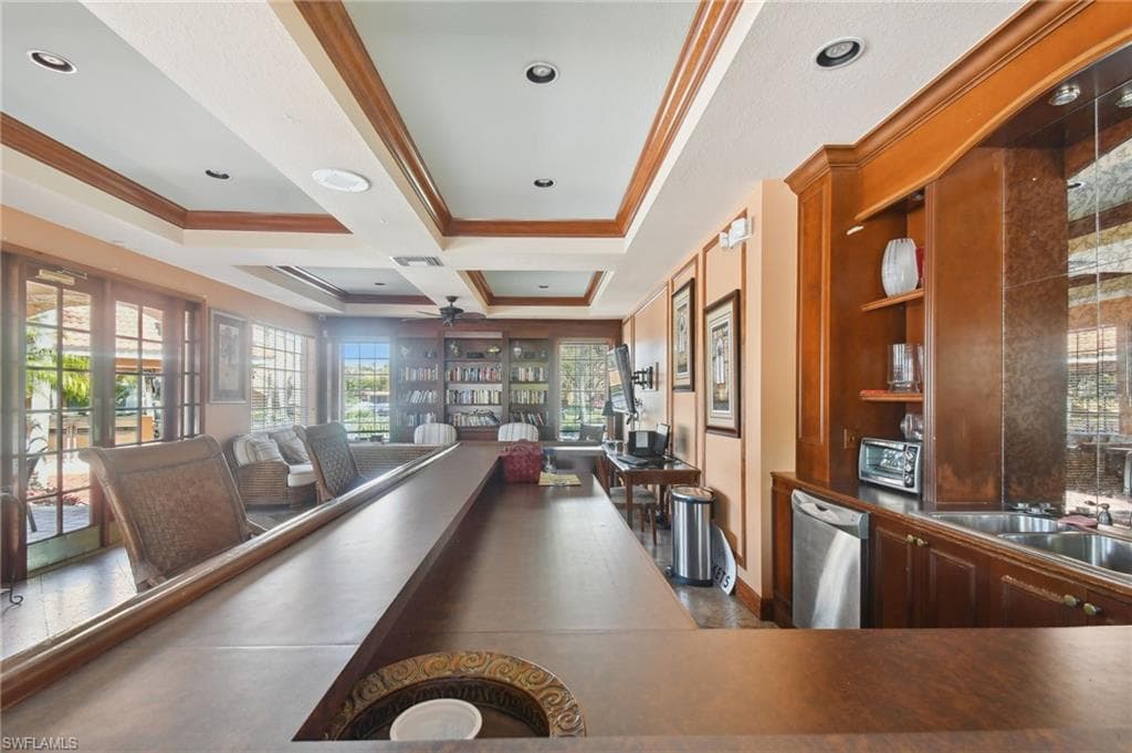 1210 Wildwood Lakes Blvd 304, Naples, FL 34104-26