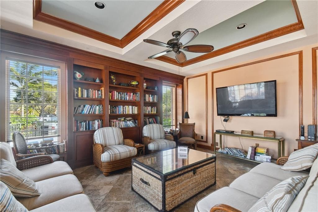 1210 Wildwood Lakes Blvd 304, Naples, FL 34104-27