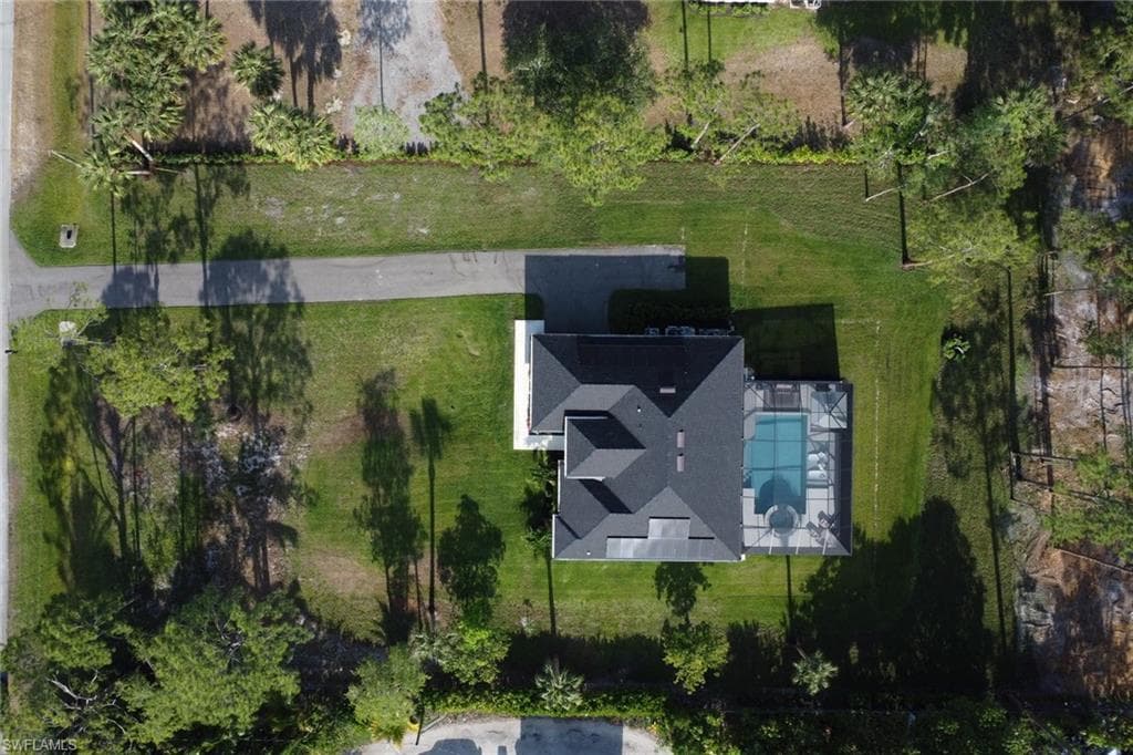 463 22nd Ave NE, Naples, FL 34120-36