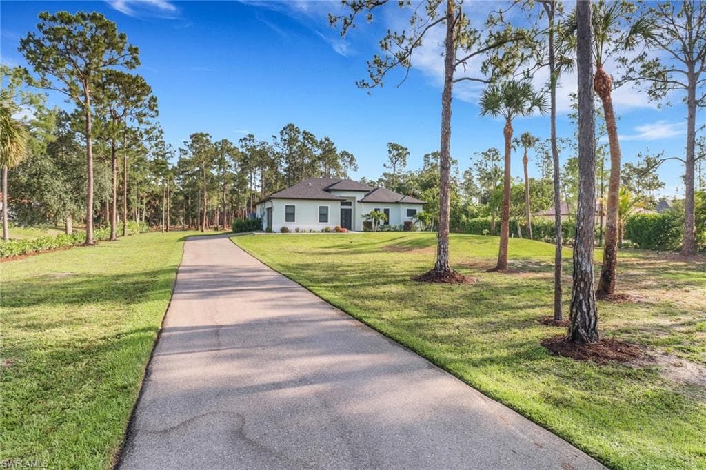 463 22nd Ave NE, Naples, FL 34120-3
