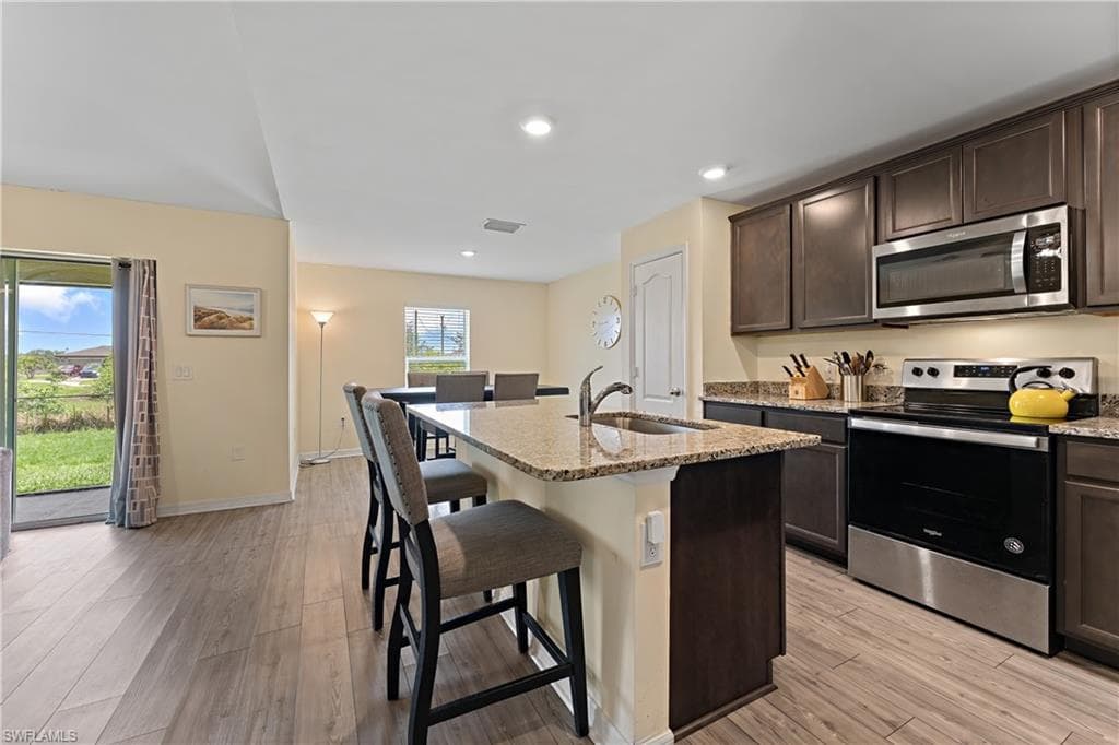 250 Lisette St, Fort Myers, FL 33913-13