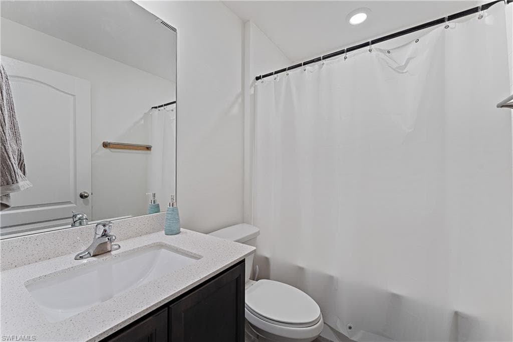 250 Lisette St, Fort Myers, FL 33913-28