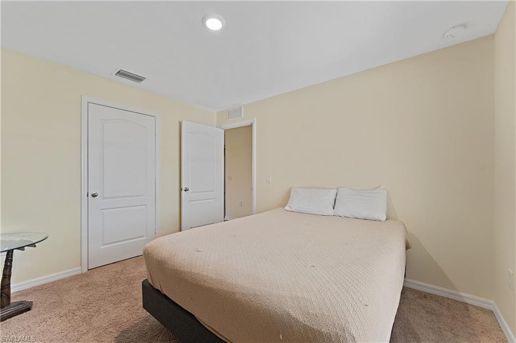 250 Lisette St, Fort Myers, FL 33913-30