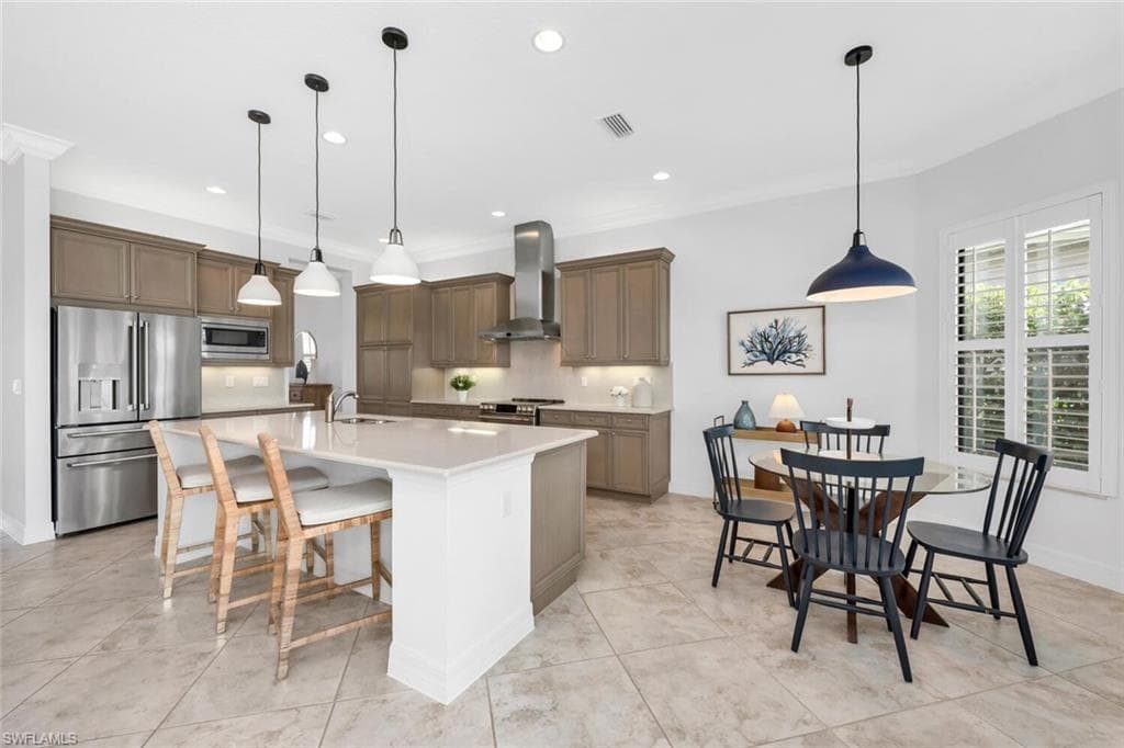 3428 Atlantic Cir, Naples, FL 34119-16