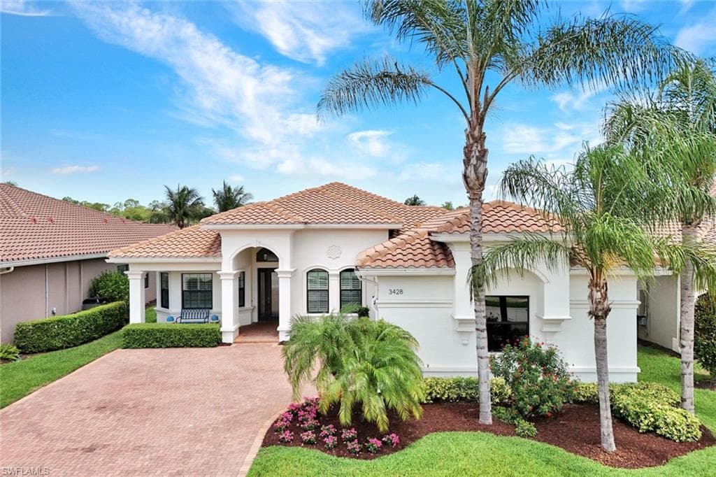 3428 Atlantic Cir, Naples, FL 34119-31