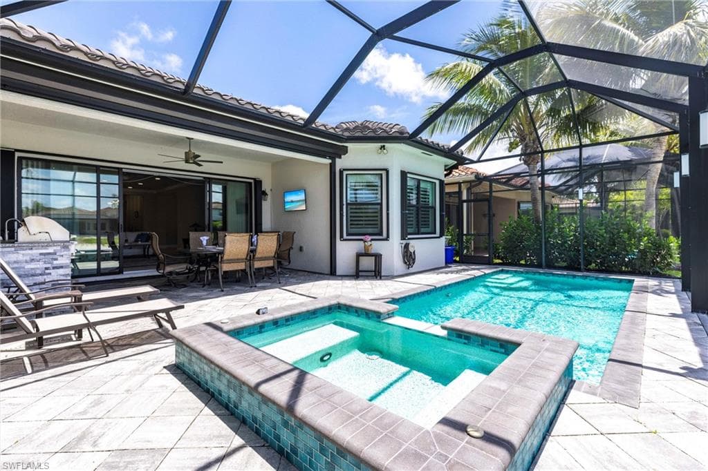4330 Aurora St, Naples, FL 34119-19