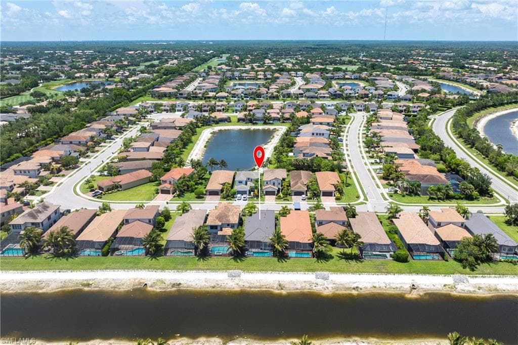 4330 Aurora St, Naples, FL 34119-22