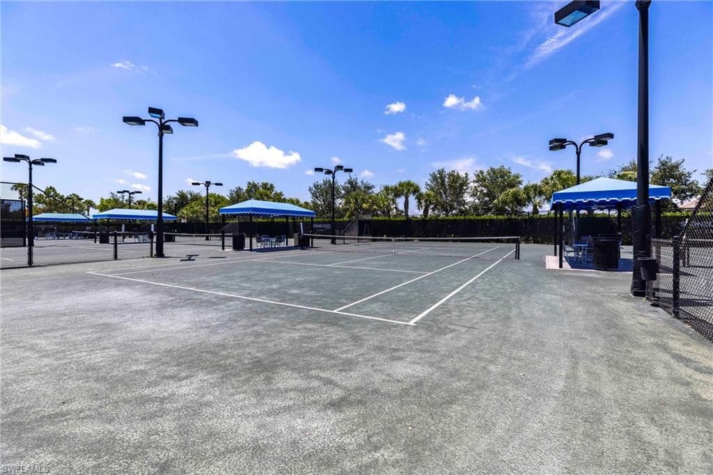 4330 Aurora St, Naples, FL 34119-33
