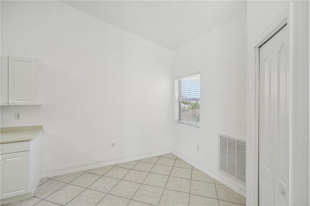 8196 Sanctuary Dr 1, Naples, FL 34104-8