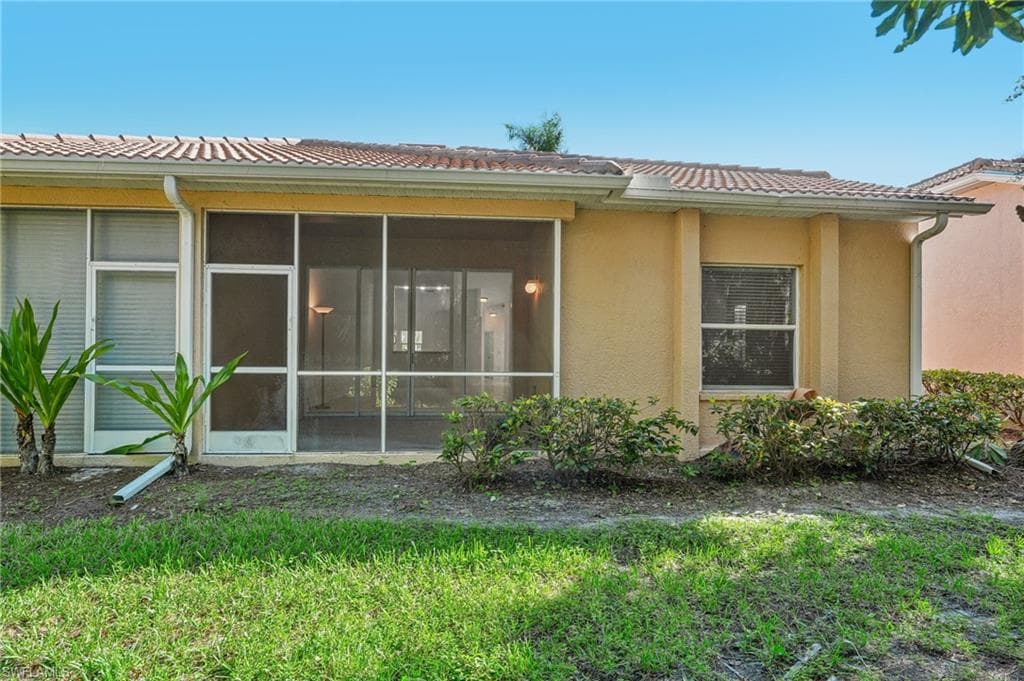 8196 Sanctuary Dr 1, Naples, FL 34104-26