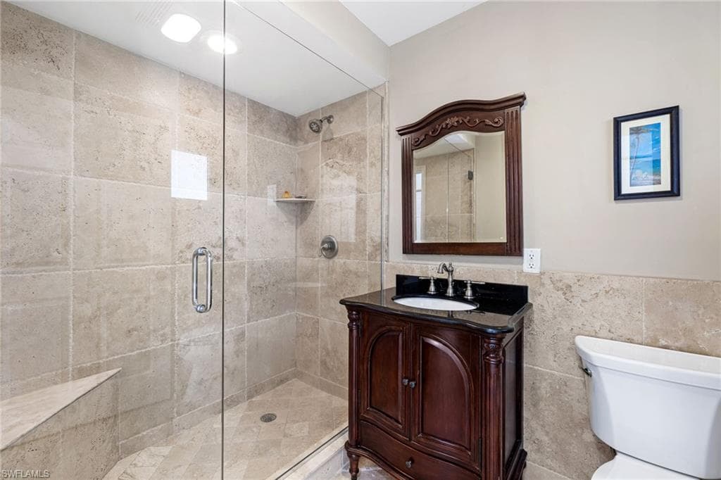1233 12th Ave N, Naples, FL 34102-36