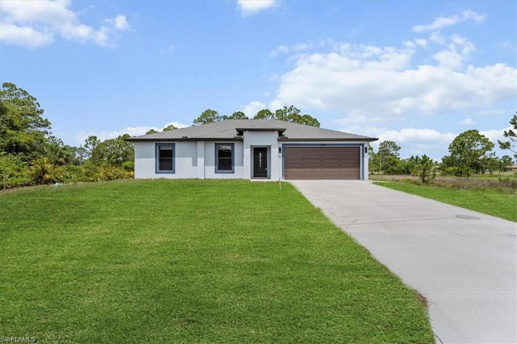 1032 Maxwell Ave S, Lehigh Acres, FL 33974-4